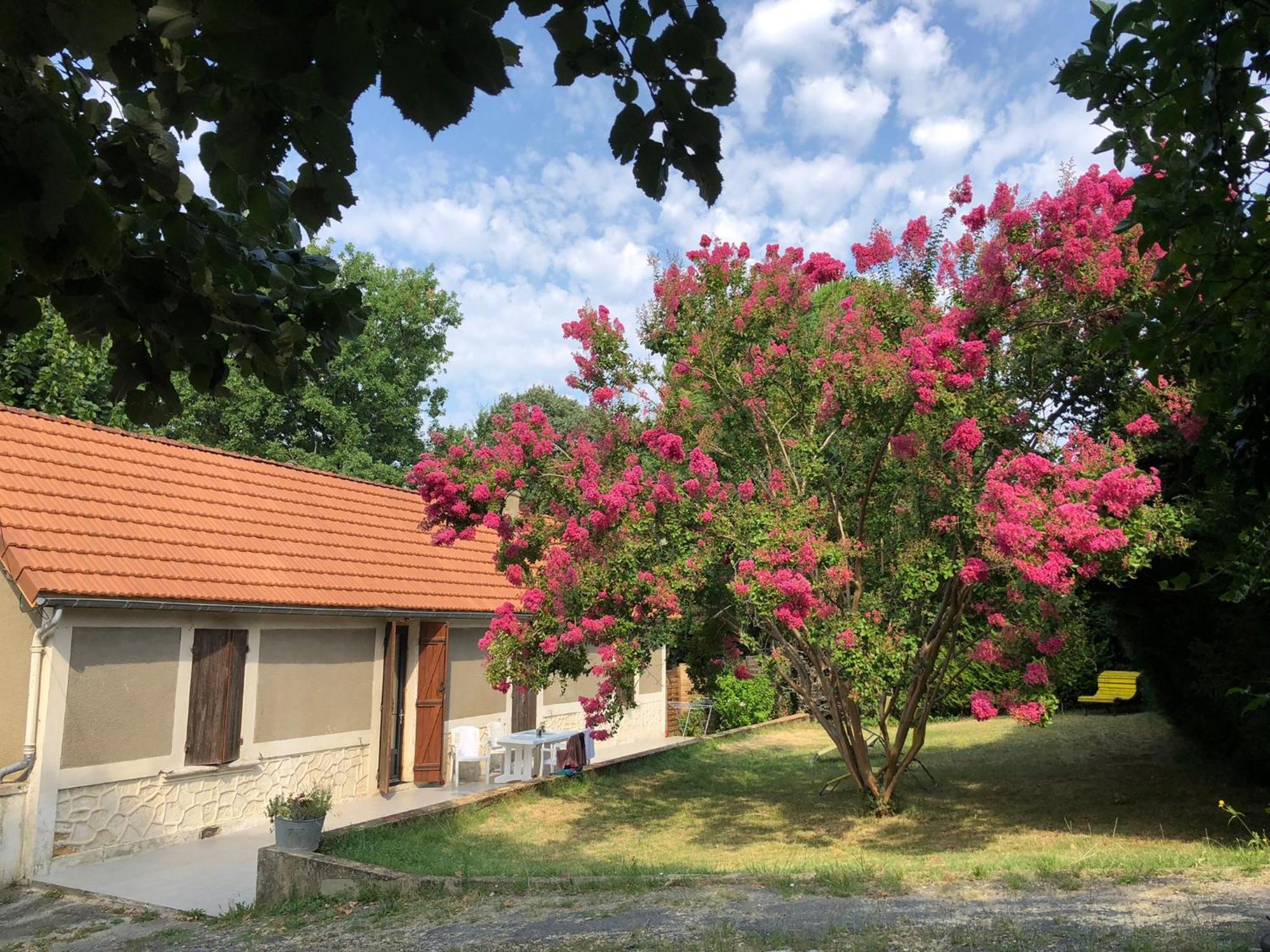 Au Lilas Rose Maison Entre Campagne Et Village Belvès Εξωτερικό φωτογραφία